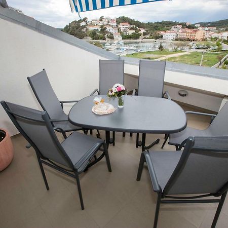 Apartment Sanja Rab Town Luaran gambar